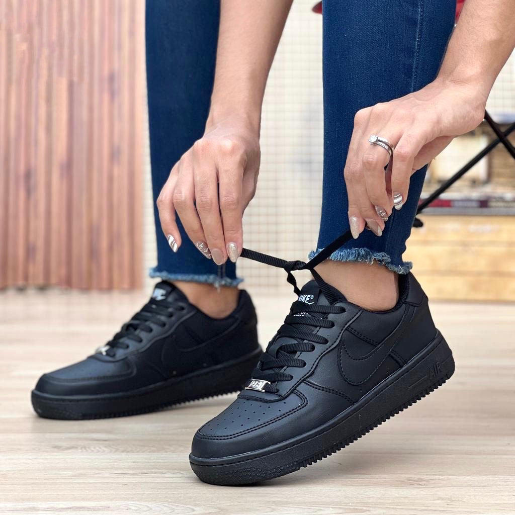 TENIS NIKE FOR ONE COLEGIAL